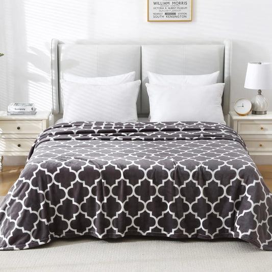 Viviland Geometry Blanket Queen Size Blanket - 280GSM Lightweight Soft Fuzzy Cozy Plush Blankets Queen Blanket for Bed 90x90 inches